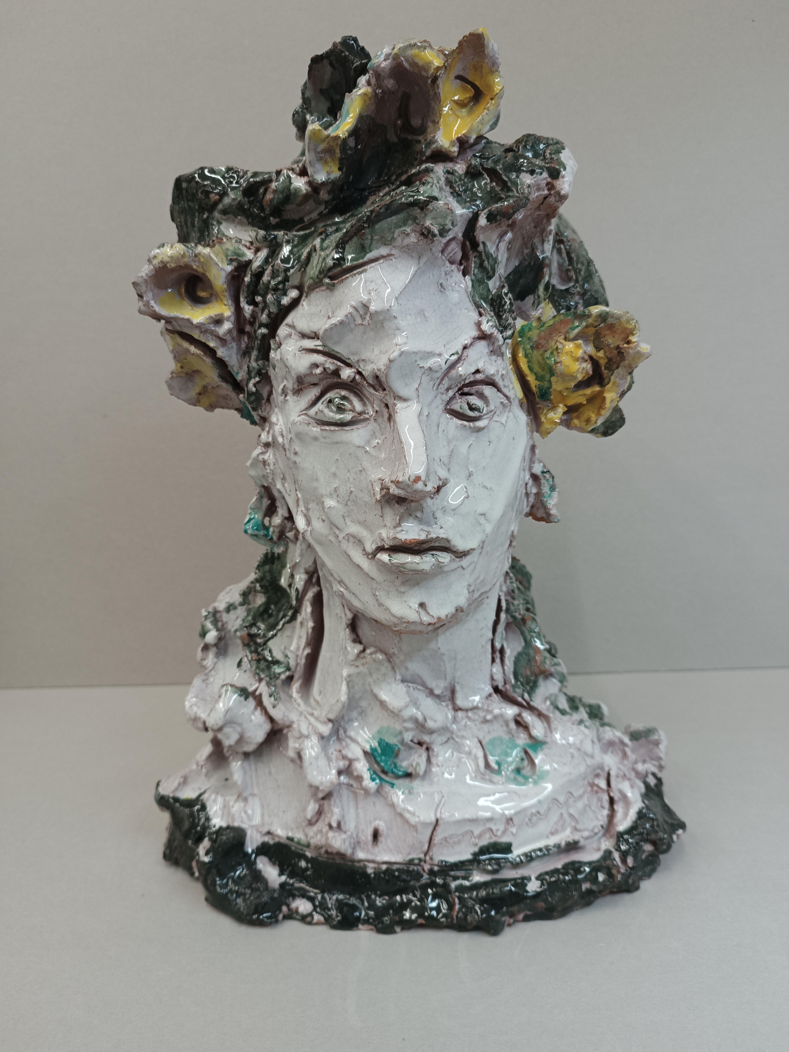 La reina de las rosas (o Cabeza de Mujer) (The Queen of the Roses (or, Head of a Woman)